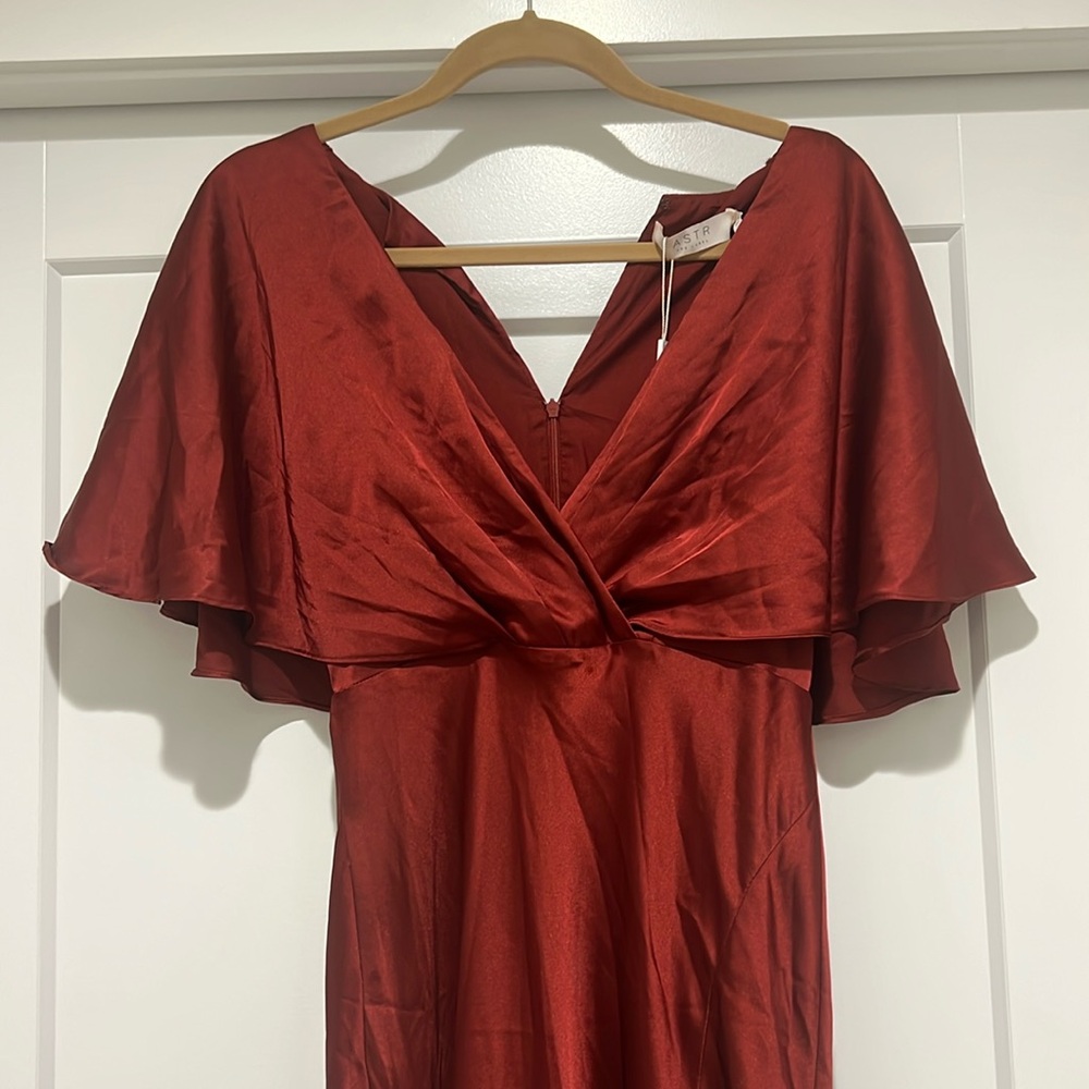ASTR Merlot Flutter Sleeve Dress